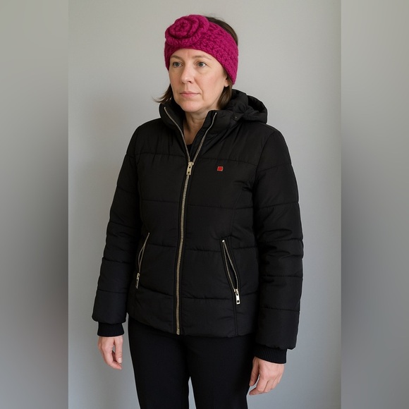 Guess Women’s Puffer Winter Jacket Coat Black small - Picture 1 of 8